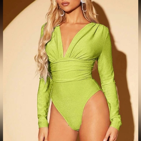 Luxe plunging V neck glitter bodysuit champagne - Picture 13 of 16